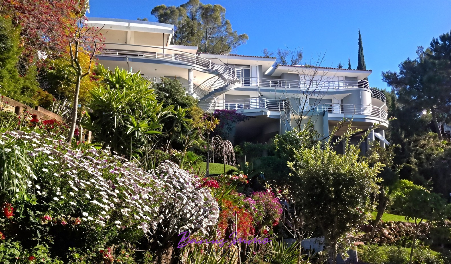 5 bed Villa (Detached) For Sale in Marbella, 